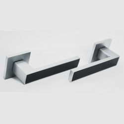 Ручка раздельная ABRISS R21.120 MCP/BL матовый хром/черный