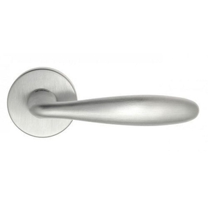 Дверная ручка на круглом основании Fratelli Cattini "DROP" 7-CS матовый хром