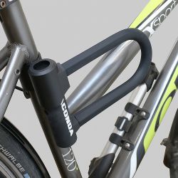 Замок навесной всепогодный АВАНГАРД АНАКОНДА Т608 ЧЕРНЫЙ с креплением на раму (силикон)