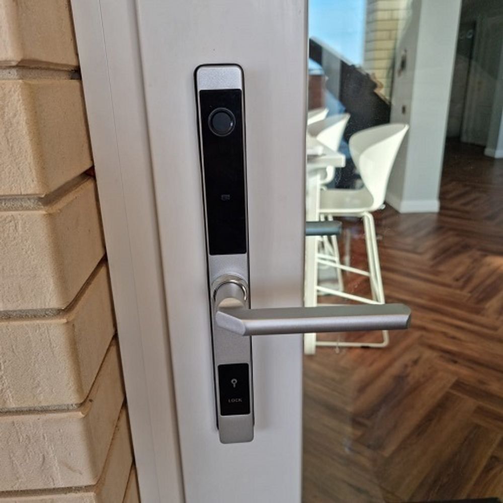 Биометрический Смарт-замок Badodo Security A+8530 серебро с приложением Ttlock