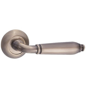 Ручка дверная RENZ 35-08 АВ "Реджина" (бронза античная)